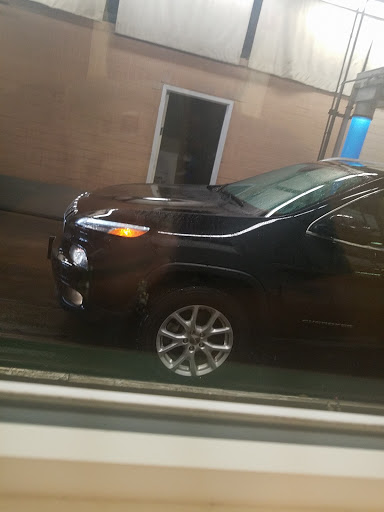 Car Wash «Pearl Brookpark Car Wash», reviews and photos, 5133 Pearl Rd, Cleveland, OH 44129, USA