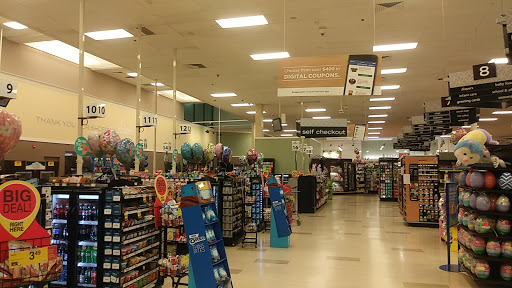 Grocery Store «Kroger», reviews and photos, 17447 Haggerty Rd, Northville, MI 48168, USA