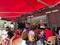 Atmosphère du Restaurant français Café La Tour du Temple à Paris - n°2