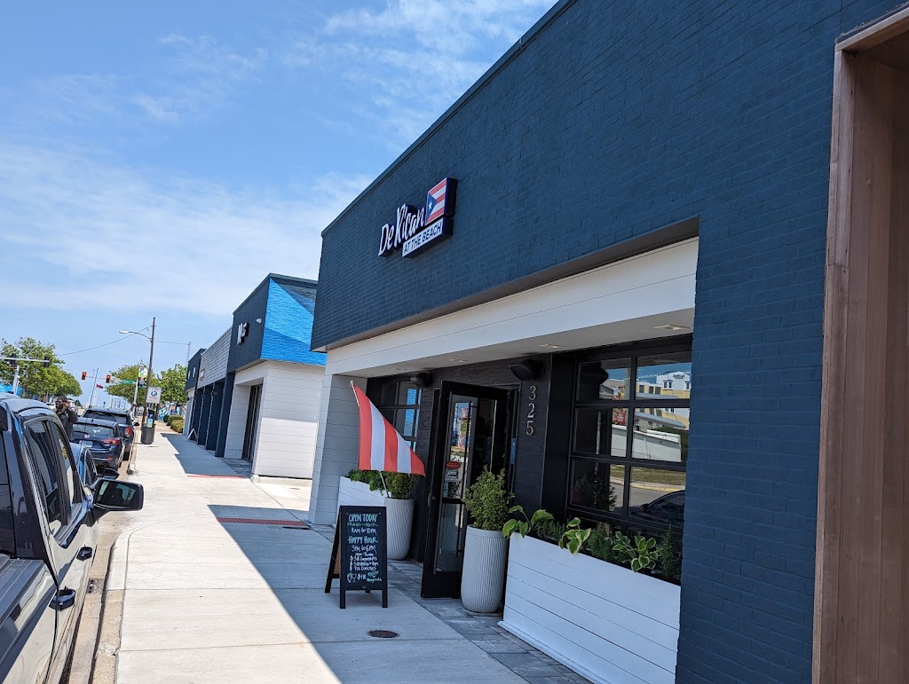 De Rican at the Beach 23451