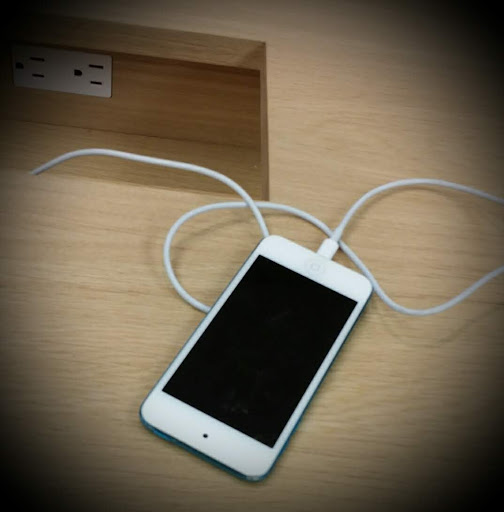 Computer Store «Apple Fashion Fair», reviews and photos, 645 E Shaw Ave, Fresno, CA 93710, USA