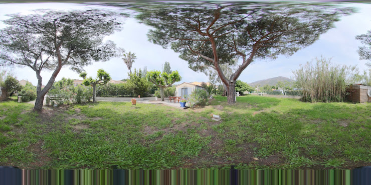 Street View et 360° hôtels Les Flots Bleus 83980 Le Lavandou