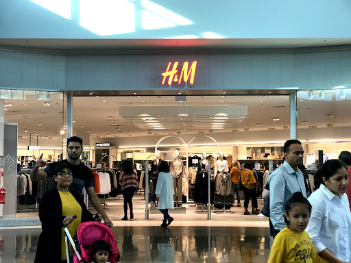 H&M