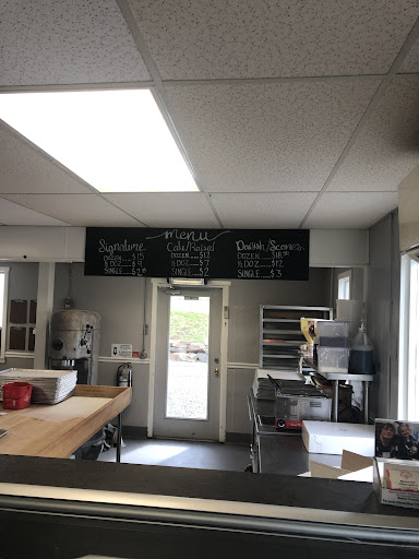 Donut Shop «Freedom Farms Donut Shop», reviews and photos, 663 Pittsburgh Rd, Butler, PA 16002, USA