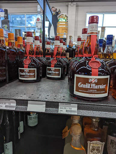 Liquor Store «Arena Wine and Spirits», reviews and photos, 492 Armstrong St, Columbus, OH 43215, USA