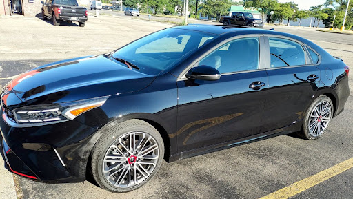 Auto Repair Shop «Summit Place Kia East», reviews and photos, 44900 N Gratiot Ave, Charter Twp of Clinton, MI 48036, USA