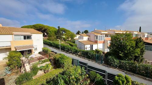 Les raisins d'or - Location T2 appartement hébergement vacances résidence parking piscine Cap d'Agde à Agde