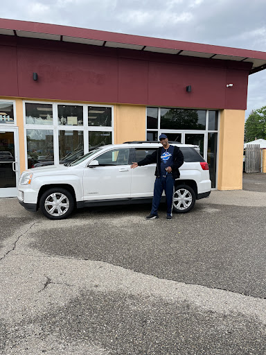 Used Car Dealer «Rightway Auto Sales», reviews and photos, 8411 Telegraph Rd, Taylor, MI 48180, USA