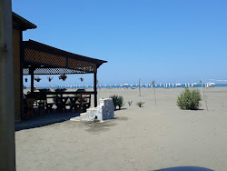 Photo de Vile-Bashtova beach avec rivage droit, long