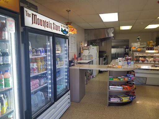 Grocery Store «The Mountain Store», reviews and photos, 341 Old Bethlehem Rd, Quakertown, PA 18951, USA