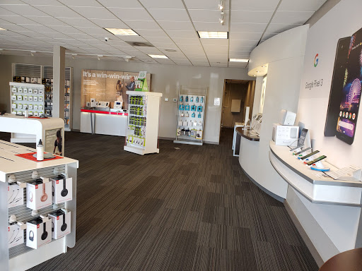 Cell Phone Store «Verizon», reviews and photos, 26 Northfield Ctr, Whiteville, NC 28472, USA