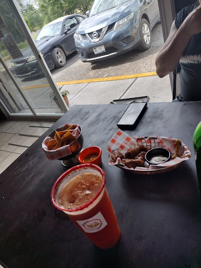 Wings and beer snack - Reforma Ote 869, La Ceja, 76955 Huimilpan Centro, Qro., Mexico