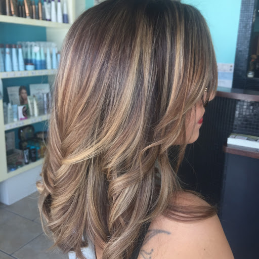 Beauty Salon «The Color Bar Salon Orlando», reviews and photos, 4498 N Alafaya Trail #264, Orlando, FL 32826, USA