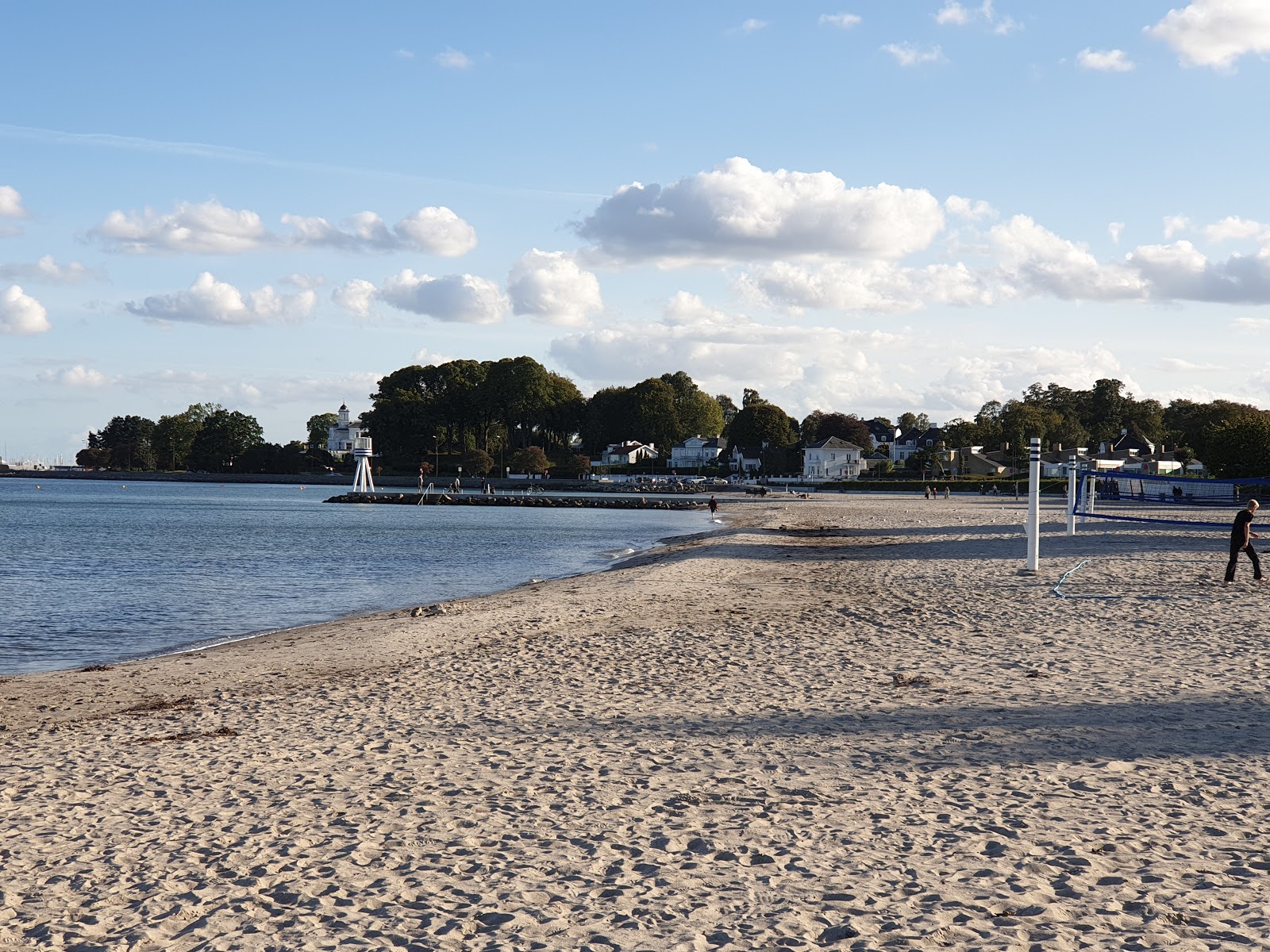 Bellevue Beach photo #8