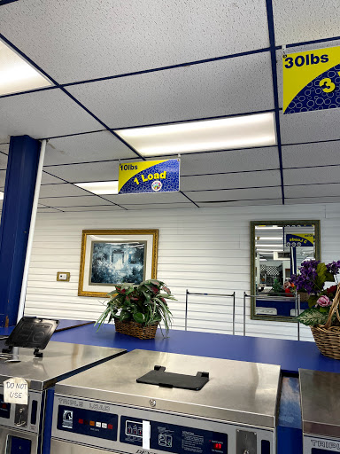 Laundromat «Zephyrhills Laundromat», reviews and photos, 37852 FL-54, Zephyrhills, FL 33542, USA