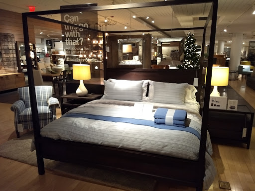 Furniture Store «Crate and Barrel», reviews and photos, 630 Commons Way, Bridgewater, NJ 08807, USA