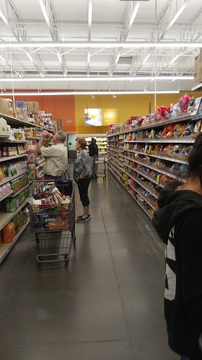 Grocery Store «H-E-B Grocery», reviews and photos, 97 Oyster Creek Dr, Lake Jackson, TX 77566‑4622, USA