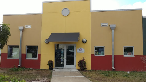 Book Store «Inkwood Books», reviews and photos, 216 S Armenia Ave, Tampa, FL 33609, USA