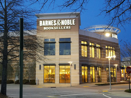 Barnes & Noble, 5959 Triangle Town Blvd, Raleigh, NC 27616, USA, 