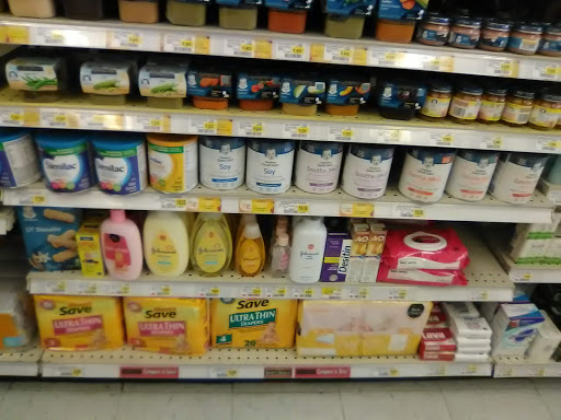 Grocery Store «Olde Towne Grocery», reviews and photos, 128 E Maple St, Jeffersonville, IN 47130, USA