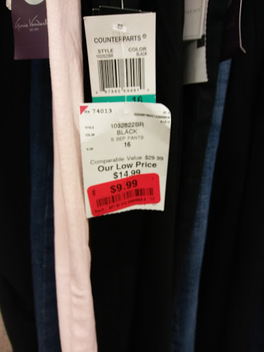 Clothing Store «Burlington Coat Factory», reviews and photos, 510 Howe Ave, Cuyahoga Falls, OH 44221, USA