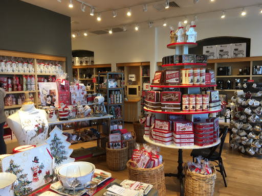 Kitchen Supply Store «Williams-Sonoma», reviews and photos, 256 City Cir #1240, Peachtree City, GA 30269, USA