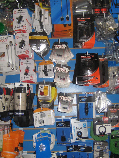 Bicycle Store «L.A. Golden Bike», reviews and photos, 4001 Wilshire Blvd, Los Angeles, CA 90010, USA