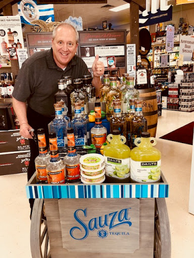 Liquor Store «Plainfield Discount Liquors», reviews and photos, 5975 Cambridge Way, Plainfield, IN 46168, USA