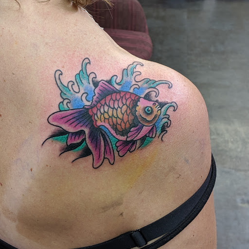 Tattoo Shop «Cloak and Dagger Tattoo», reviews and photos, 641 N Riverside Dr, Clarksville, TN 37040, USA