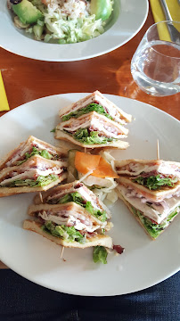 Club sandwich du Restaurant français Le Fumoir à Paris - n°10