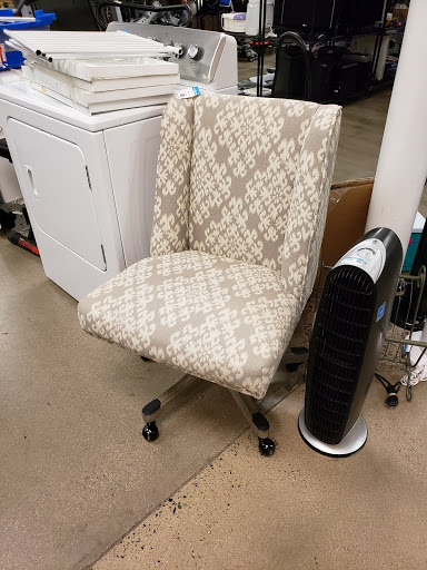 Clothing Store «Iron Springs Goodwill Retail Store & Donation Center», reviews and photos