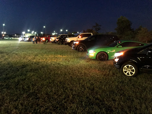 Car Dealer «Sabine River Ford», reviews and photos, 1601 Green Ave, Orange, TX 77630, USA