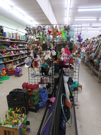 Thrift Store «Village Discount Outlet», reviews and photos, 3500 Cleveland Ave, Columbus, OH 43224, USA