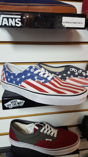 Shoe Store «Heel & Sole Shoes», reviews and photos, 708 Mangrove Ave, Chico, CA 95926, USA