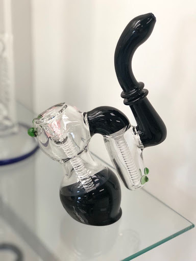 Tobacco Shop «Stardust Smoke Shop», reviews and photos, 8011 Archibald Ave, Rancho Cucamonga, CA 91730, USA