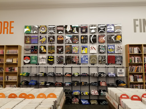 Used Book Store «2nd & Charles», reviews and photos, 1705 Mall of Georgia Blvd, Buford, GA 30519, USA