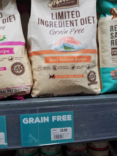 Pet Supply Store «Centinela Feed & Pet Supplies», reviews and photos, 11055 W Pico Blvd, Los Angeles, CA 90064, USA