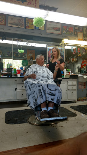 Barber Shop «Glory Days Corner Barber Shop», reviews and photos, 90 S Cherry St, Galesburg, IL 61401, USA