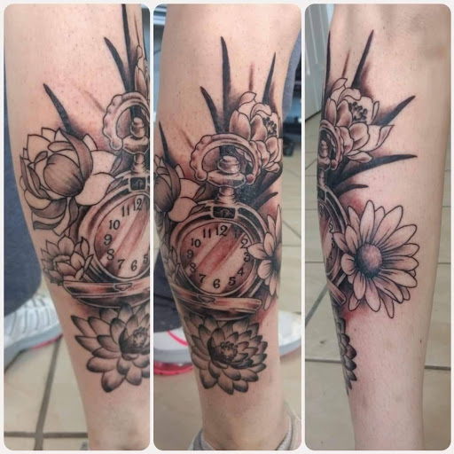 Explore upper arm tattoo ideas for women, creative tattoo ideas in Milan, available at Apocalyptic Ink Studio