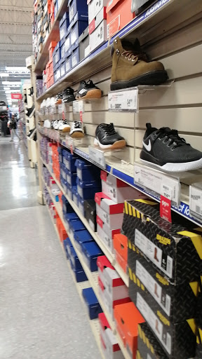 Sporting Goods Store «Academy Sports + Outdoors», reviews and photos, 201 S Americas Ave, El Paso, TX 79907, USA