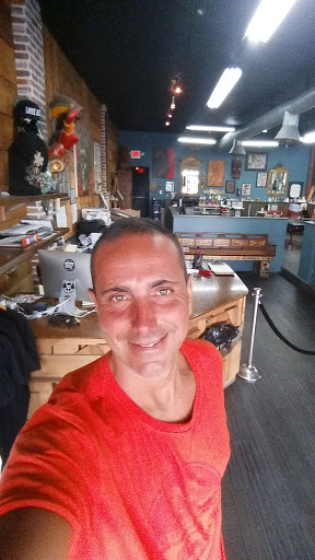 Tattoo Shop «Love Hate Tattoo Studio», reviews and photos, 1360 Washington Ave, Miami Beach, FL 33139, USA