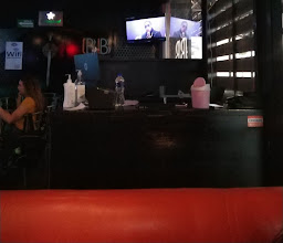 Boneless and Beers photo