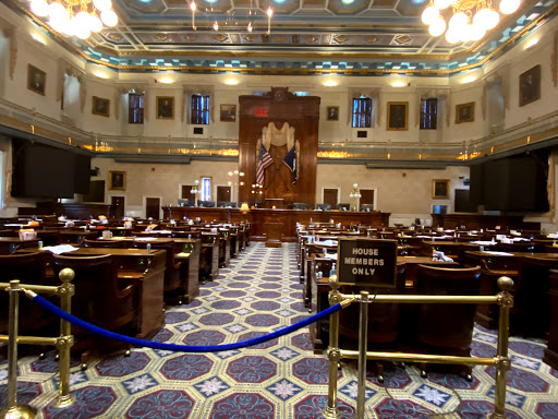 Movie Theater «Park Plaza Cinema», reviews and photos, 33 Office Park Rd #201, Hilton Head Island, SC 29928, USA