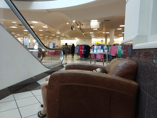 Shopping Mall «The Centre of Tallahassee», reviews and photos, 2415 N Monroe St #500, Tallahassee, FL 32303, USA