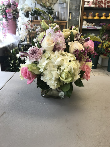 Florist «Creative flowers n decor», reviews and photos, 8 Manetto Hill Rd, Plainview, NY 11803, USA
