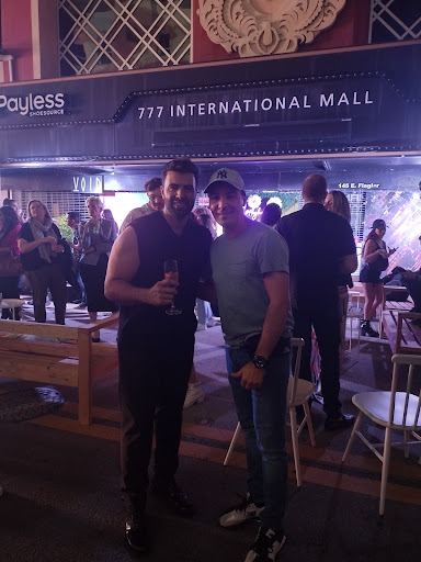 Shopping Mall «777 International Mall», reviews and photos, 145 E Flagler St, Miami, FL 33131, USA