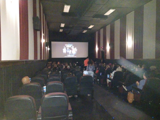 Movie Theater «St Cloud Twin Theatre», reviews and photos, 1110 10th St, St Cloud, FL 34769, USA