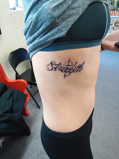 Forever Inkd Tattoo Studio, 2602 State St, Saginaw, MI 48602, USA, 