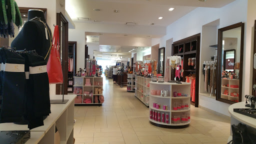 Fashion Accessories Store «Charming Charlie», reviews and photos, 2218 E Williams Field Rd #114, Gilbert, AZ 85295, USA