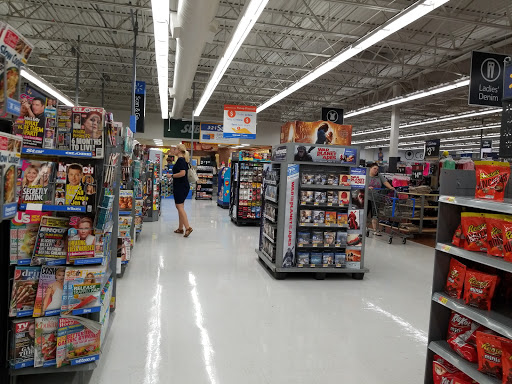 Discount Store «Walmart», reviews and photos, 465 Bridgeport Ave, Shelton, CT 06484, USA